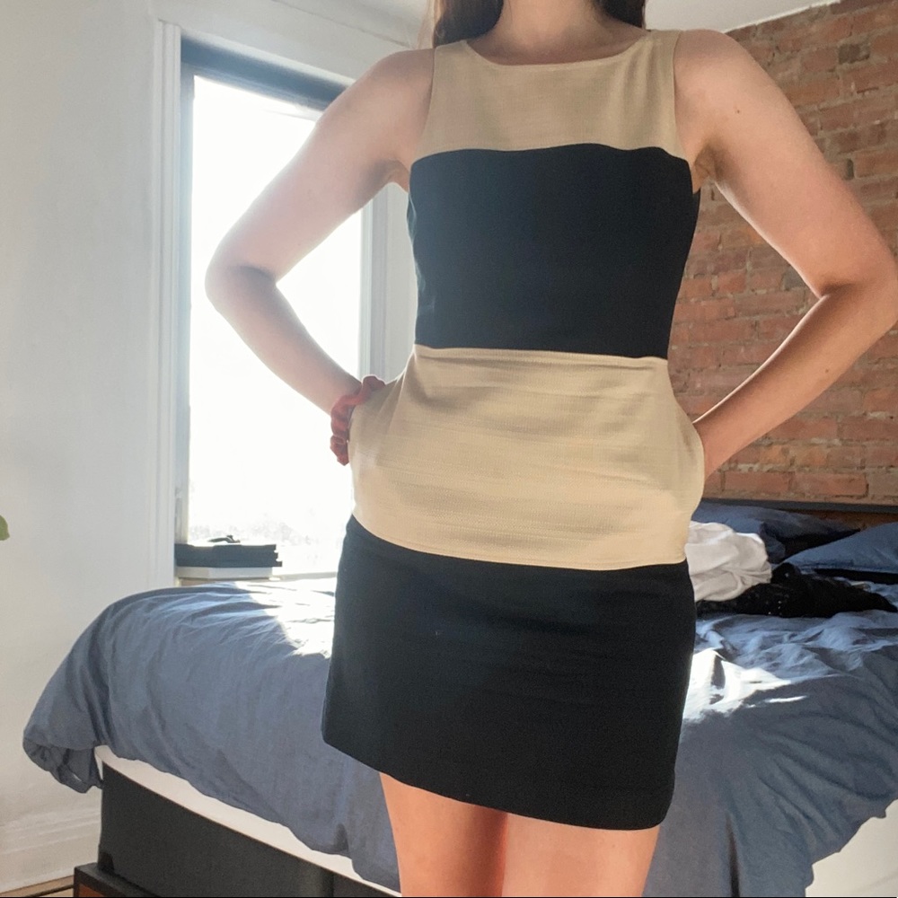 ❤️4/$40 SALE! ❤️ Banana Republic Shift Dress